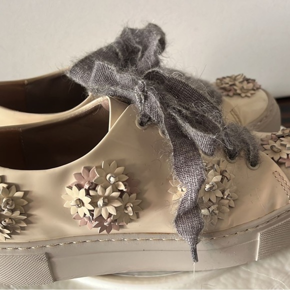 AGL MADE IN ITALY LEATHER Beige and Gray Sneakers made in Italy - Picture 9 of 10